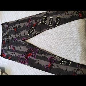 TC LuLaRoe Halloween leggings